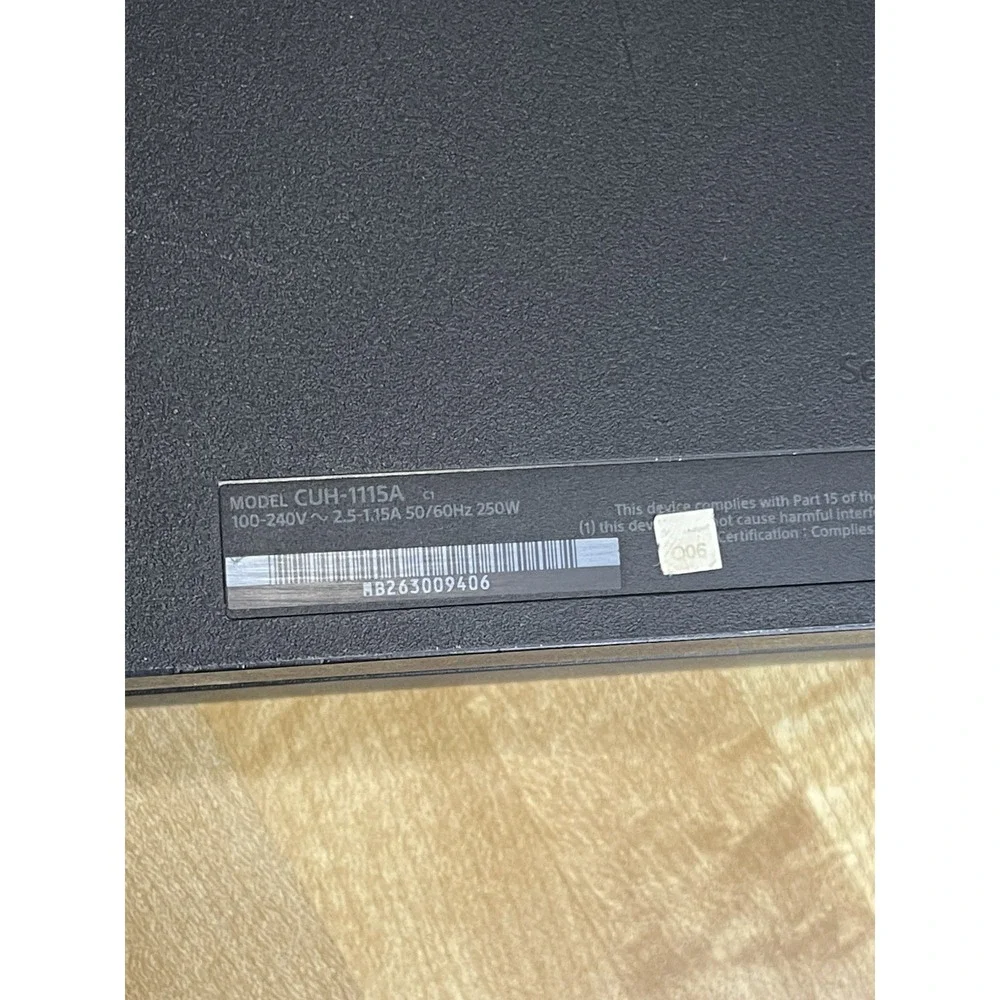 Sony Playstation 4 500GB Console CUH-1001A Does Not Power On